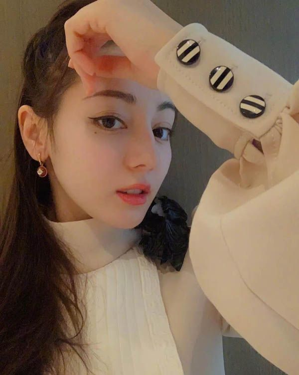怎么画自然的痣 自己动手点颗美人痣