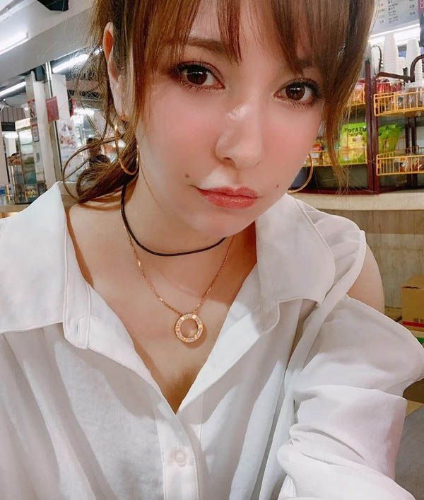 怎么画自然的痣 自己动手点颗美人痣
