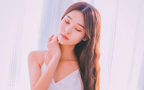 露肚脐装怎么搭配 为清凉一夏做准备