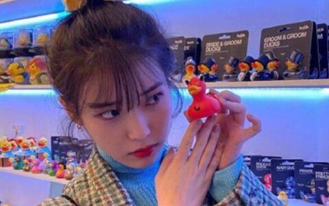 大肠发圈怎么扎好看 古早发饰再流行