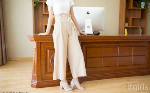 160cm身高女生穿搭技巧 秒变九头身街头model