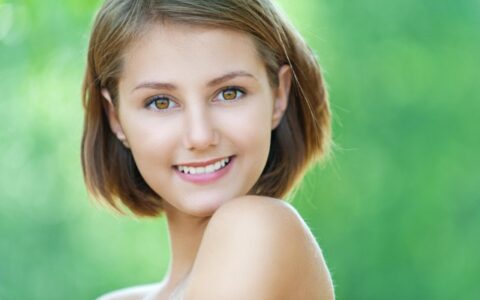 军训后如何快速美白，皮肤晒黑了怎么快速变白