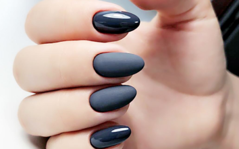 色彩感很强的美甲设计 让你在几秒钟内成为一个淑女