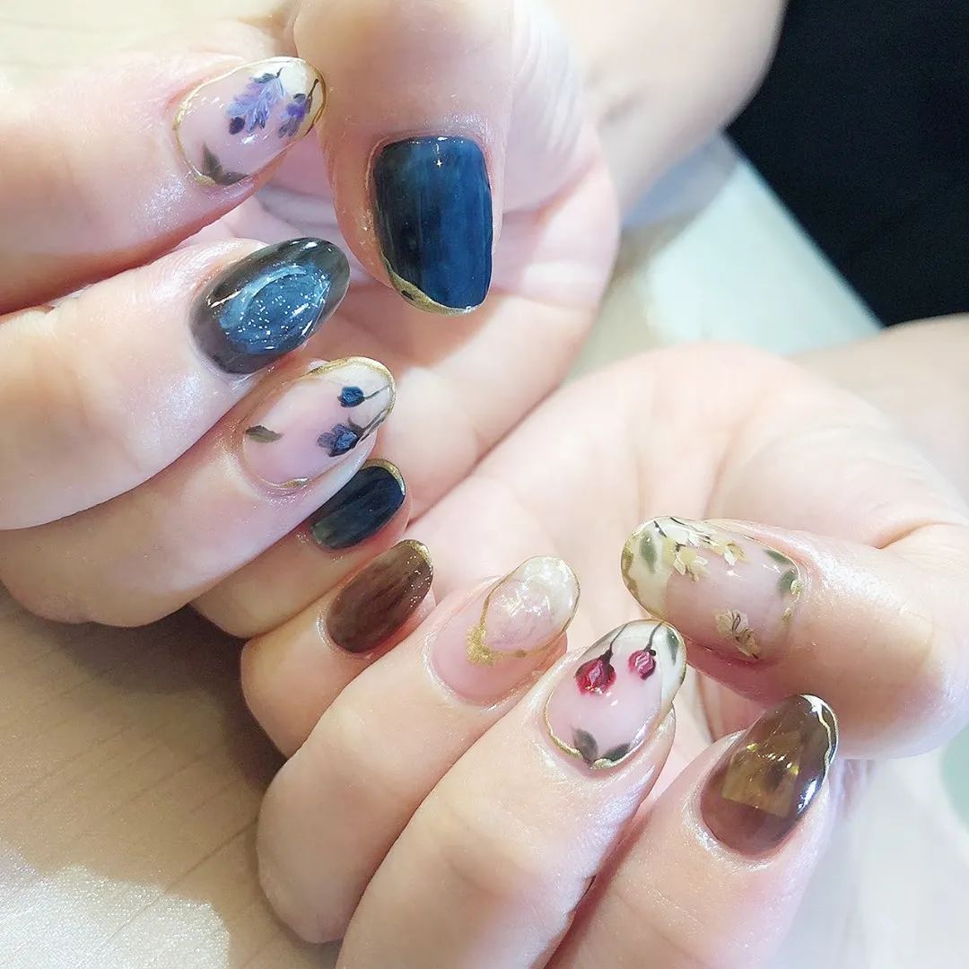 金秋国庆搭配复古长岛冰茶美甲，简直美醉了