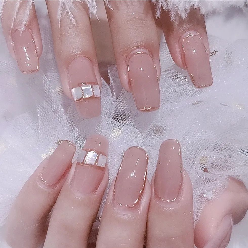 8月份（2020）最多人喜欢的80款热门美甲！