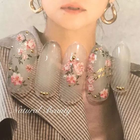 美甲如何配衣服？插图(24)