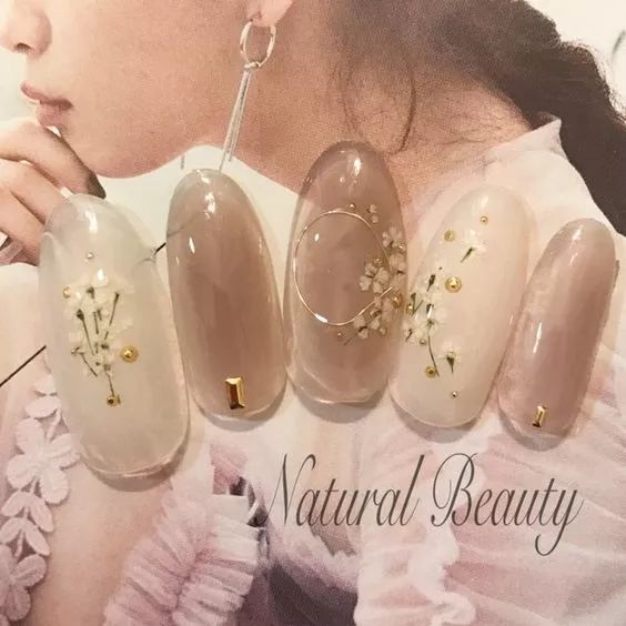 美甲如何配衣服？插图(25)