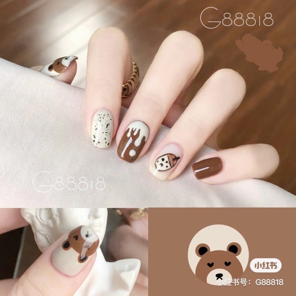 为指甲换新衫！9款文青摩卡色秋冬美甲提案！百搭又显气质！插图(2)