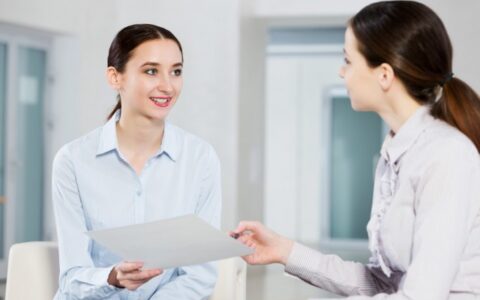 被人欺负时最有力的反击不是翻脸，而是应该这样做