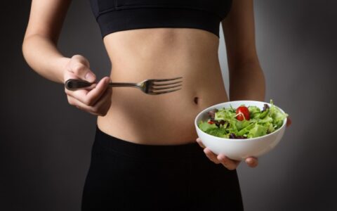 怎么健康减肥，减肥期间如何保证营养