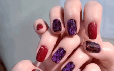 今秋流行的豹纹美甲，亦然还是那么闪