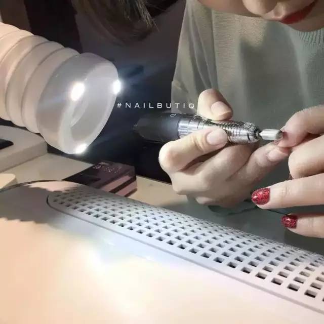 原来长时间不卸美甲，会有这么多危害！插图(5)