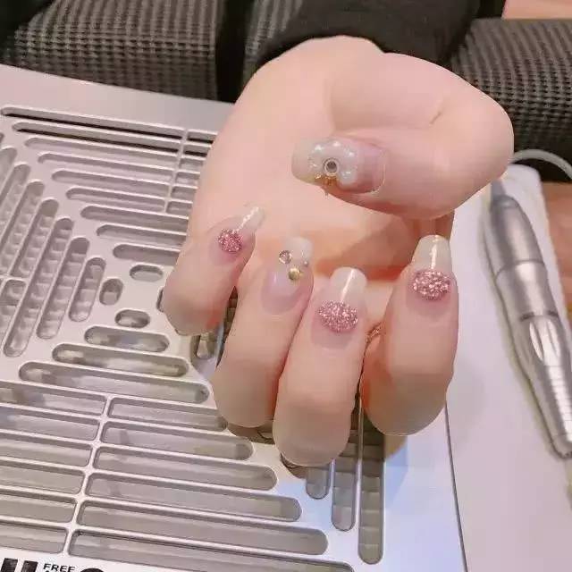 原来长时间不卸美甲，会有这么多危害！插图(3)