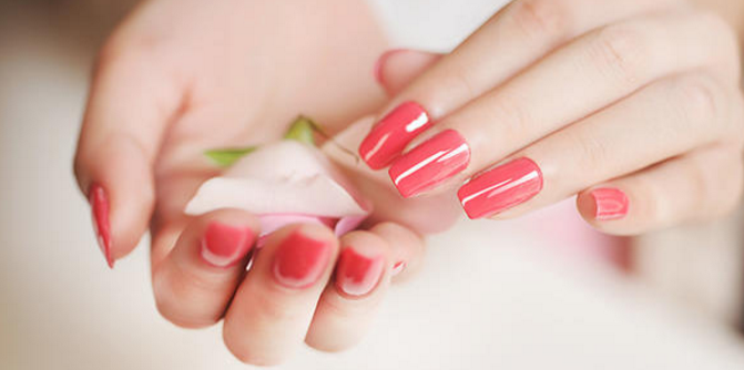  你会挑选指甲油吗？买指甲油需要注意什么？