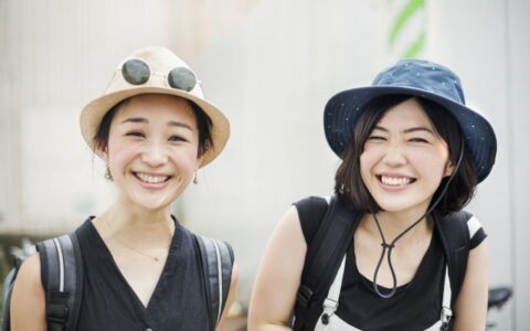 万事都要靠自己，别人只是你生命的过客