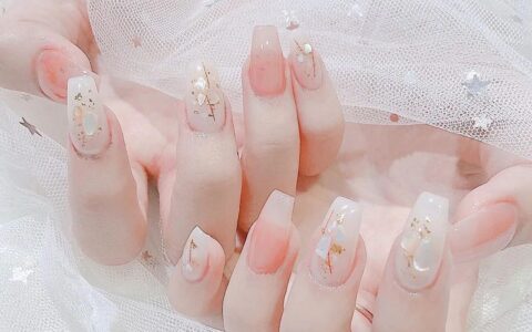 婚礼旺季，新娘甲怎么选，不仿看看这60款精选婚甲，照着选就很美！