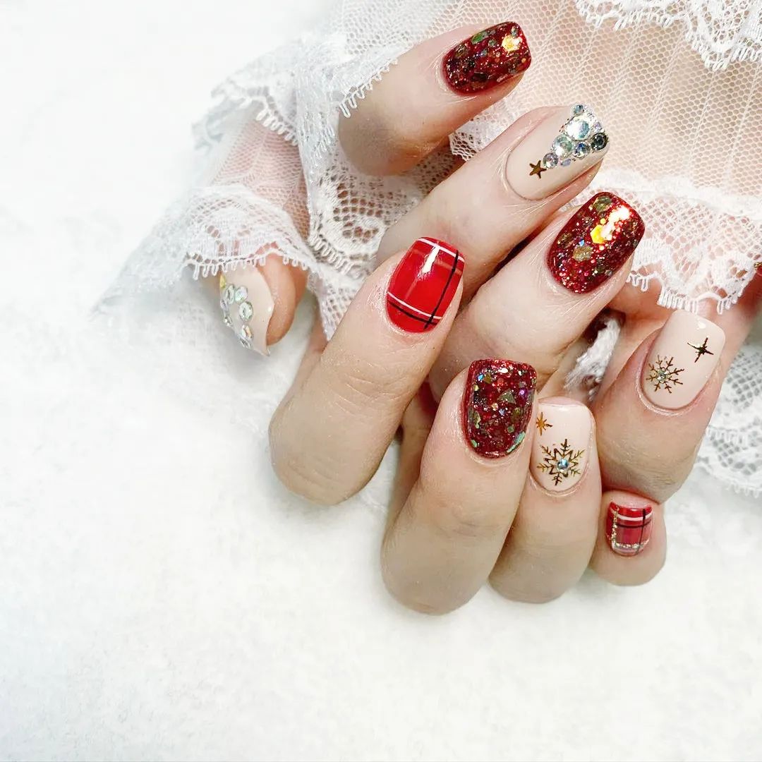 你们喜欢的2020年圣诞主题美甲，最适合圣诞节的blingbling美甲！