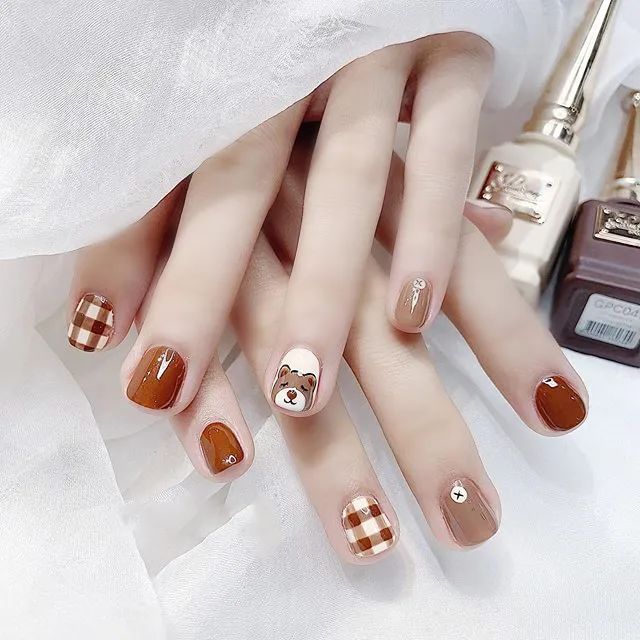 治愈系风格美甲，也是最适合冬天的4款美甲！