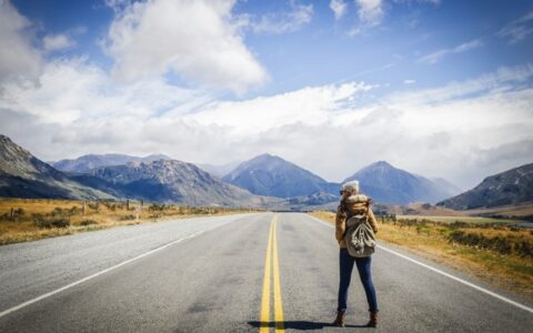 独处是人生新的境界，学会独处心自然安定