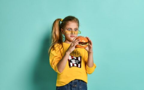 小孩怎样瘦腿，孩子减肥健康又有效的方法