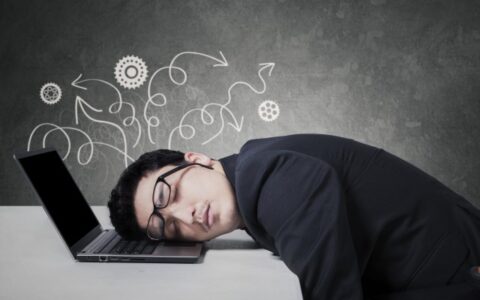 男朋友压力大怎么安慰，女生在男朋友压力大时这样安慰最合适