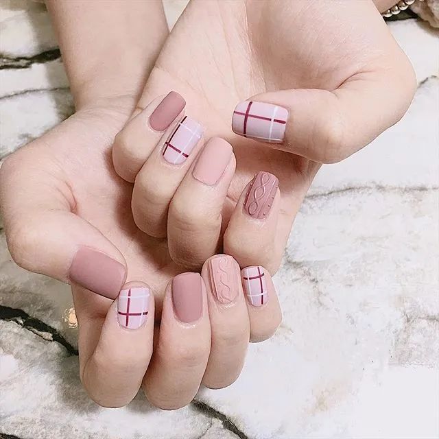 治愈系风格美甲，也是最适合冬天的4款美甲！
