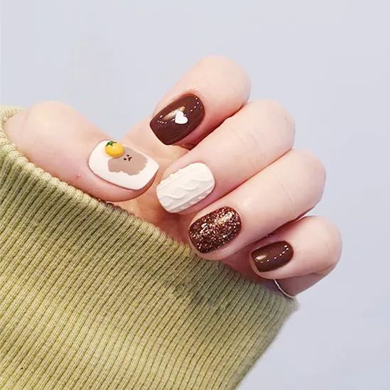 治愈系风格美甲，也是最适合冬天的4款美甲！