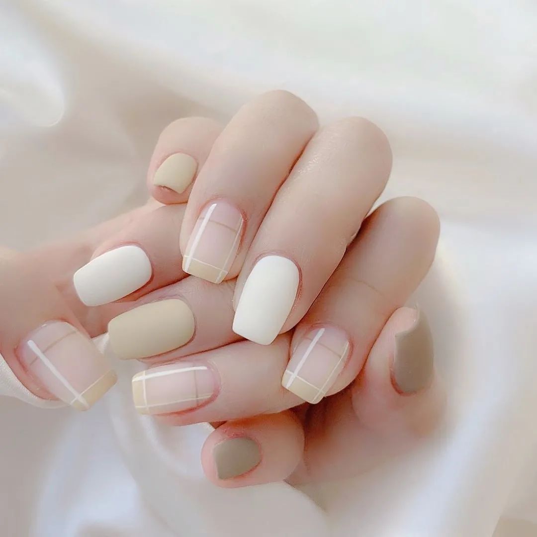 治愈系风格美甲，也是最适合冬天的4款美甲！