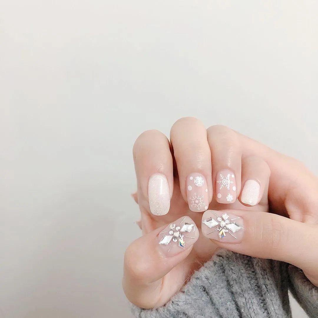 你们喜欢的2020年圣诞主题美甲，最适合圣诞节的blingbling美甲！