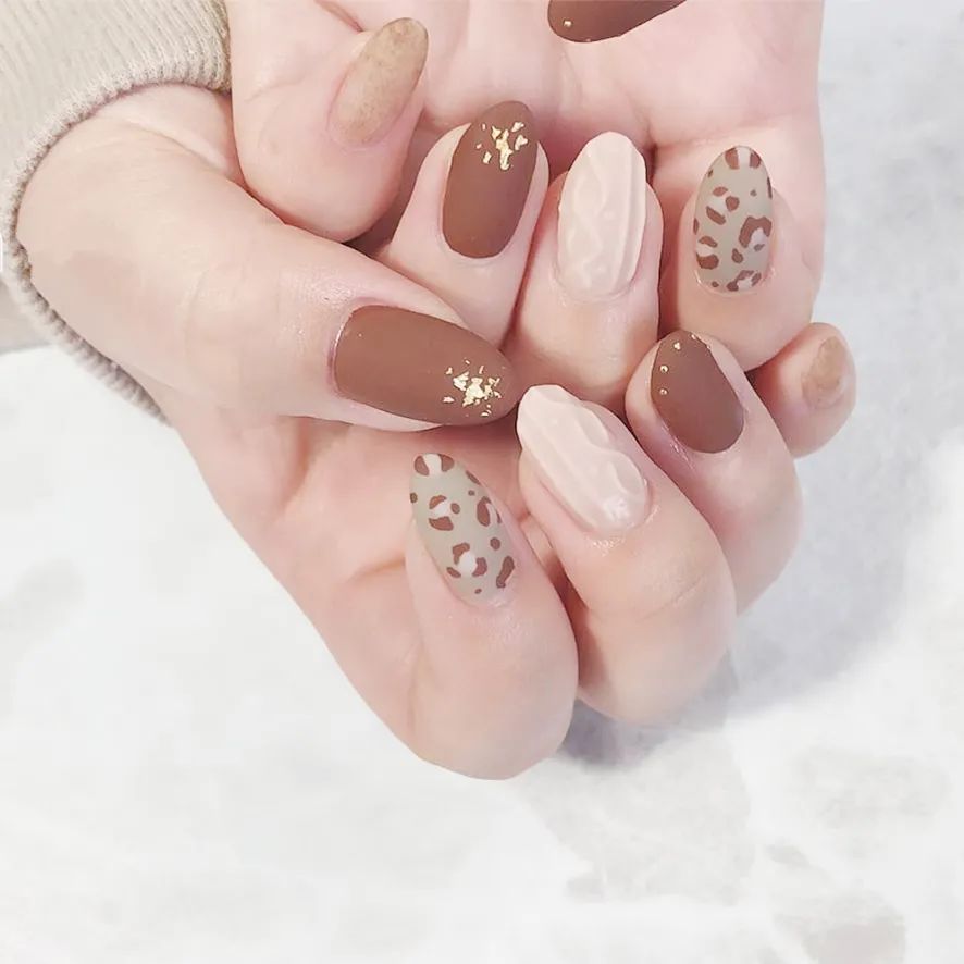 治愈系风格美甲，也是最适合冬天的4款美甲！