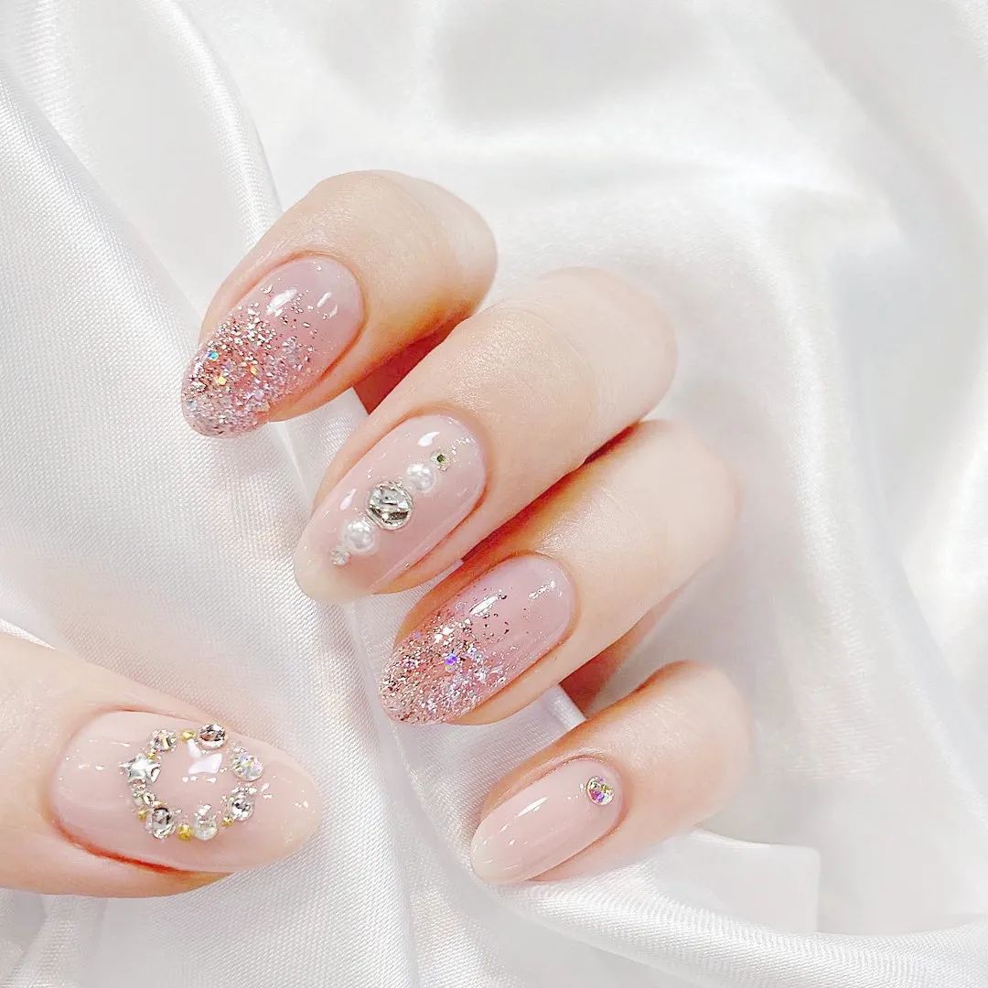 你们喜欢的2020年圣诞主题美甲，最适合圣诞节的blingbling美甲！