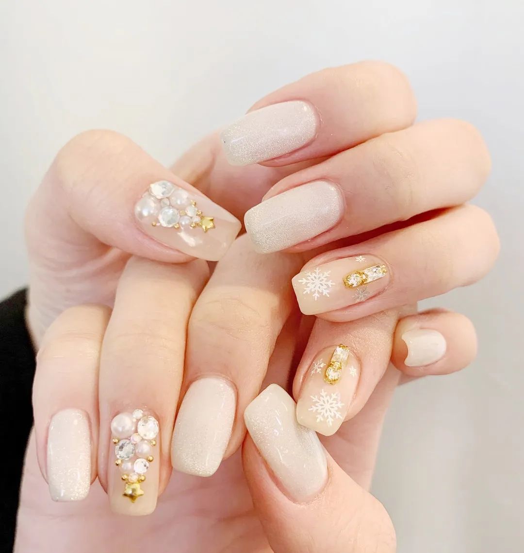 你们喜欢的2020年圣诞主题美甲，最适合圣诞节的blingbling美甲！