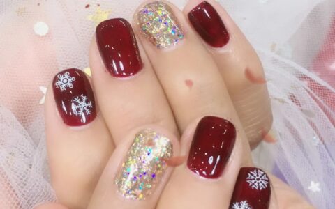 冬季做款雪花美甲，超应景~