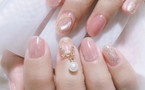 用晶石猫眼甲，Hold住冬天的美！