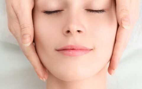 脸多肉怎么瘦脸，肉脸福利快速有效的瘦脸方式