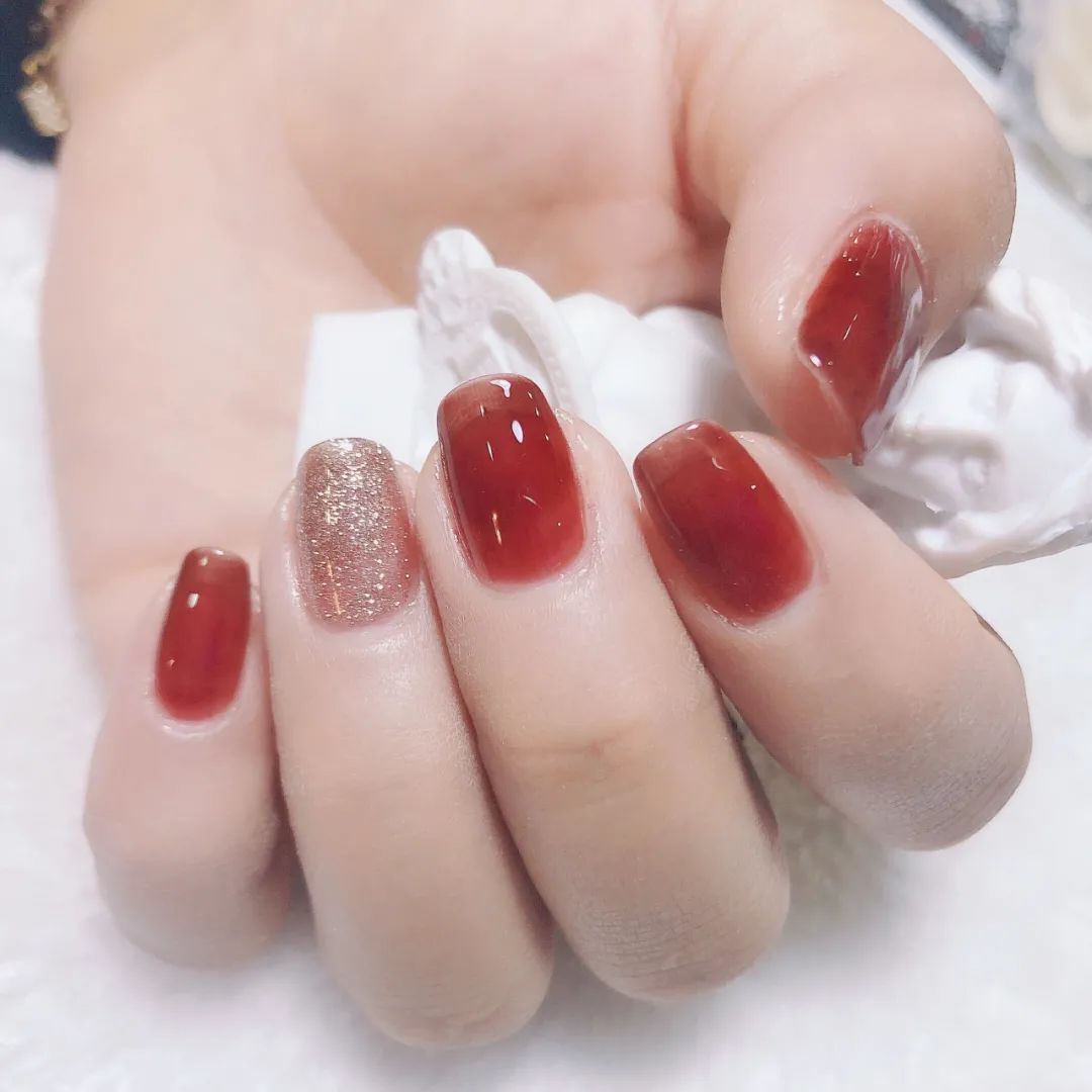 2021冬季流行“氛围感美甲”，太高级！