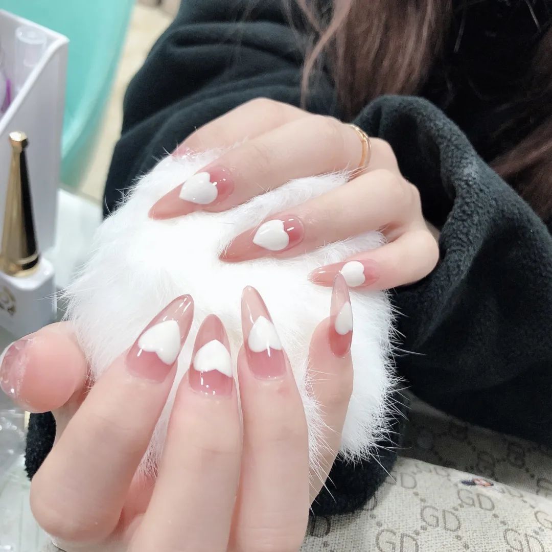 2021冬季流行“氛围感美甲”，太高级！
