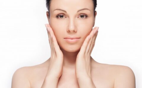 脸胖怎么减，如何通过按摩把脸瘦下来