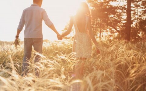 怎么挽留感情，六招教你如何拯救陷入危机的感情