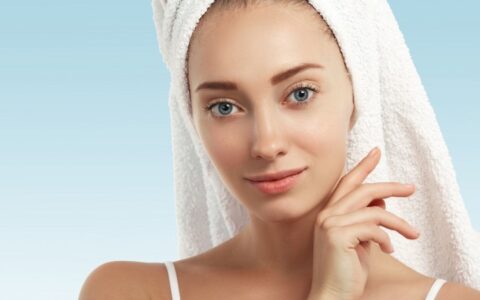 晚上不洗脸对皮肤有什么伤害，不洗脸会对皮肤产生的影响