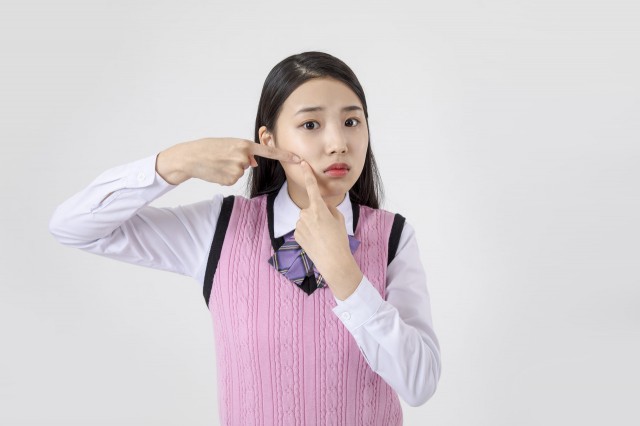 反复痘痘怎么调理，这样做让痘痘不再是烦恼