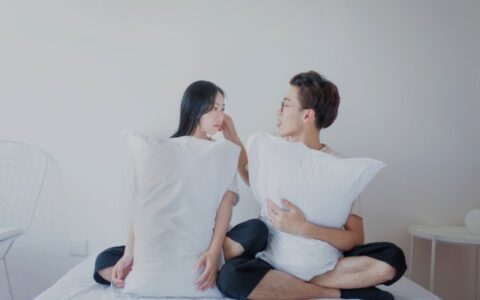 异地恋怎么维持，情侣怎么做可以熬过异地恋