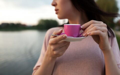 喝什么排肚子上的脂肪，对减脂瘦身最有效果的五种茶