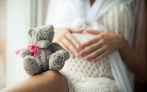 孕妇皮肤护理怎么做，孕期多吃这几种食物能有效缓解妊辰纹