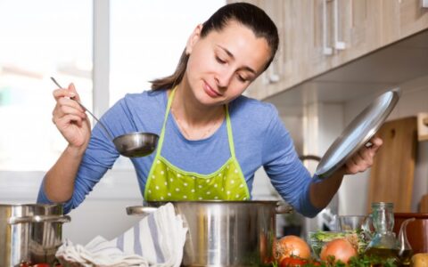 媳妇不喜欢吃婆婆做的饭怎么办，不喜欢吃婆婆做的饭你可以这样做