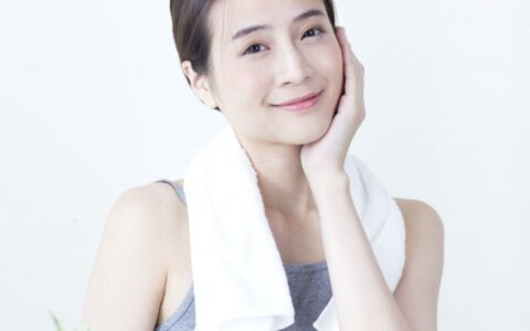 白醋洗脸有什么好处，想用白醋洗脸，这些知识你要知道