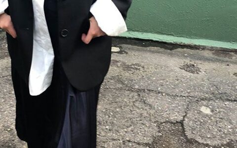 半身长裙搭配图片 这个季节穿正合适