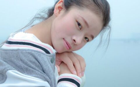 长款风衣搭配鞋子图片 这样穿不踩雷