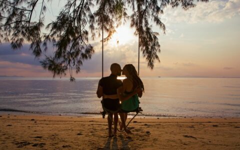 怎么谈恋爱才能长久 恋爱要注意什么才能长久