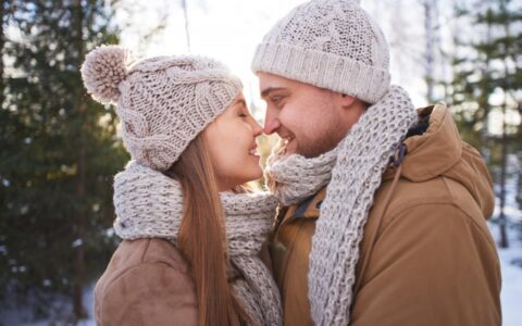 婚姻能否长久是靠什么来维持的，夫妻应该如何维持婚姻